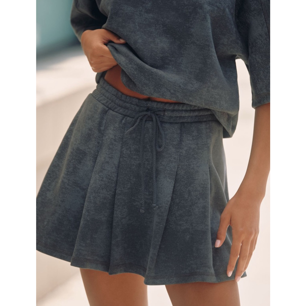 New Anthropologie Daily Practice skirt